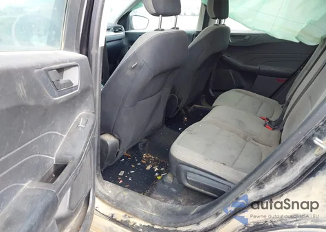 2021 Ford Escape S z USA, uszkodzony, nr VIN 1FMCU0F61MUA13153